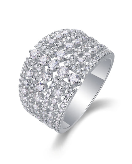 Many Diamonds Are Arranged Luxuriously Fashionable Moissanite Silver Rings